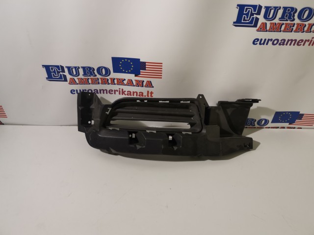 Bezel-Fog Lamp (Right)
